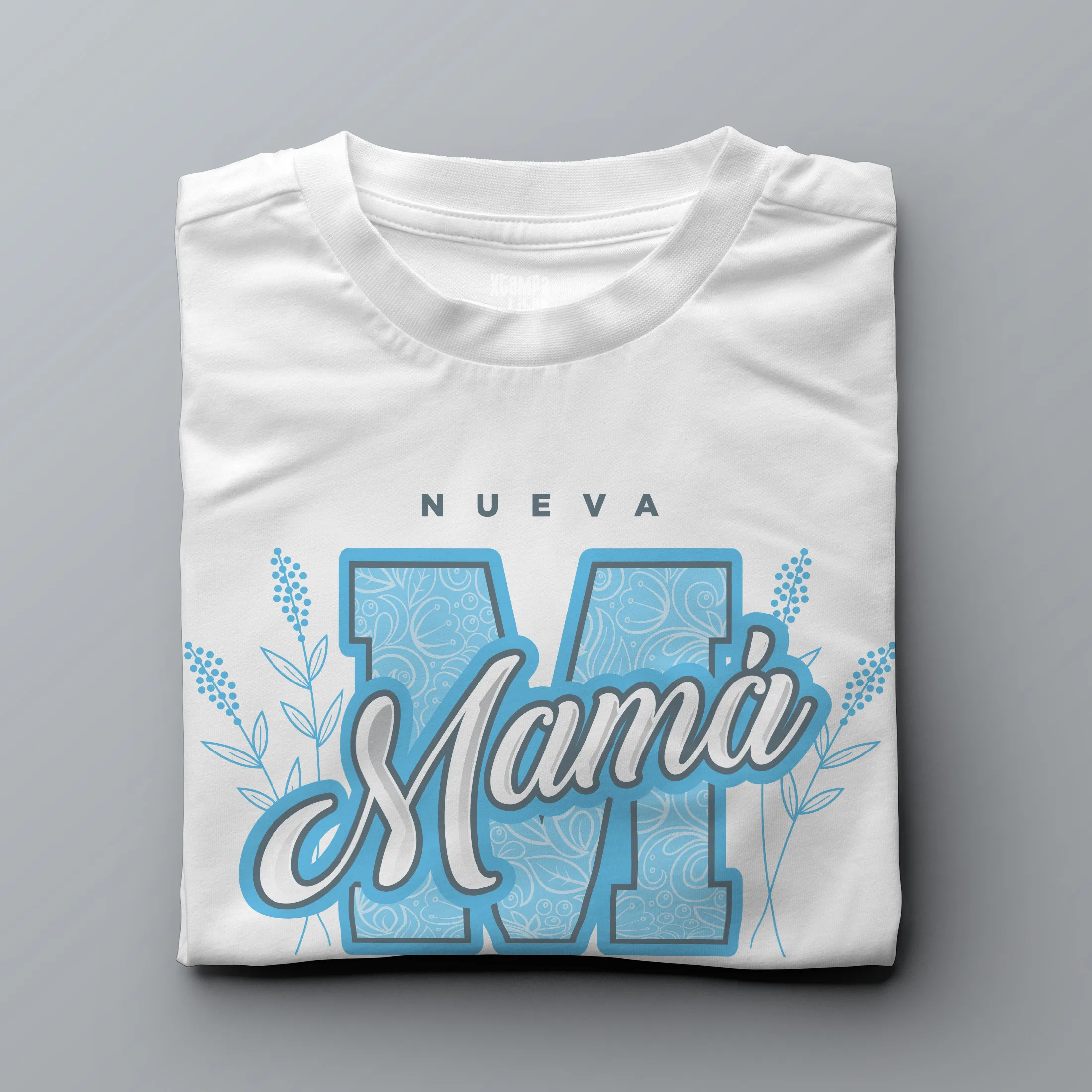 nueva-mama-azul T-SHIRT_folded 2