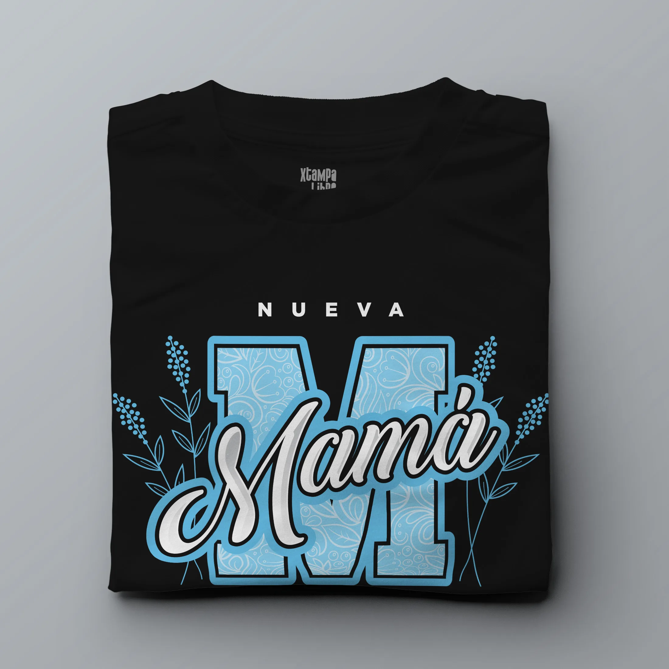 nueva-mama-azul_calado T-SHIRT_folded 2