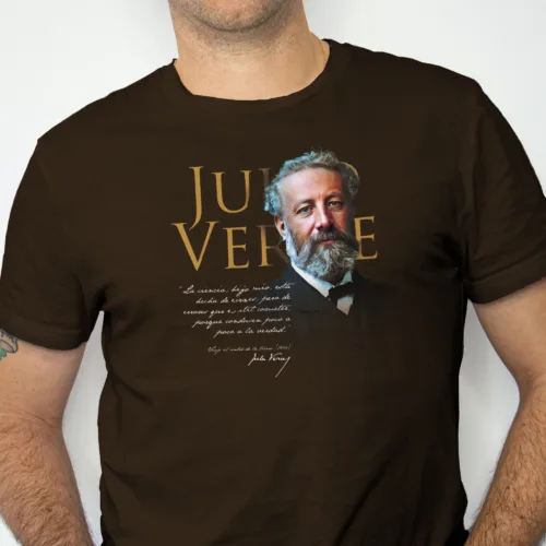 Playera literaria Julio Verne estilo clásico – T-shirt con frase