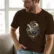 20000-leguas-350x400mm-01 Mockup_playeras_modelo_lifestyle_CHOCOLATE