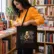 cervantes_350x400cms Bolsa Tote_flat_negro_lifestyle