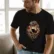 dracula-350x400mm-02 Mockup_playeras_modelo_lifestyle_NEGRO